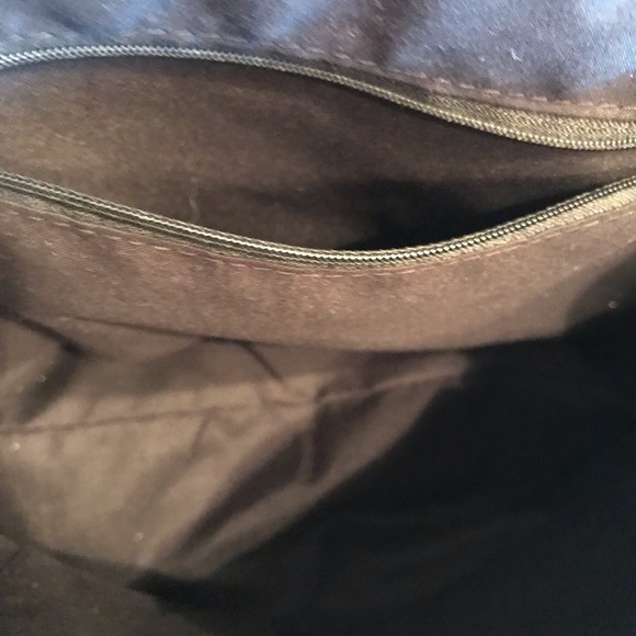 NWOT MID SIZE BLACK BAG WITH GUITAR STRAP ALL NEW - Picture 11 of 17